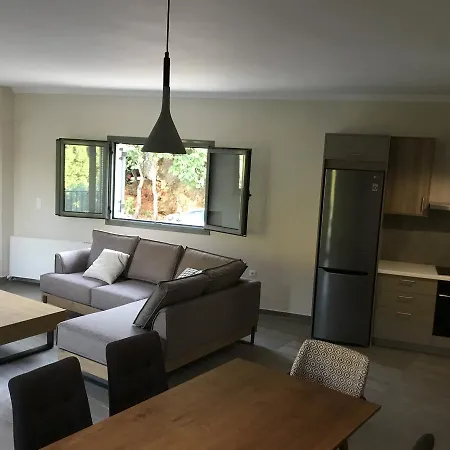 Lagkada بيت للعطل *