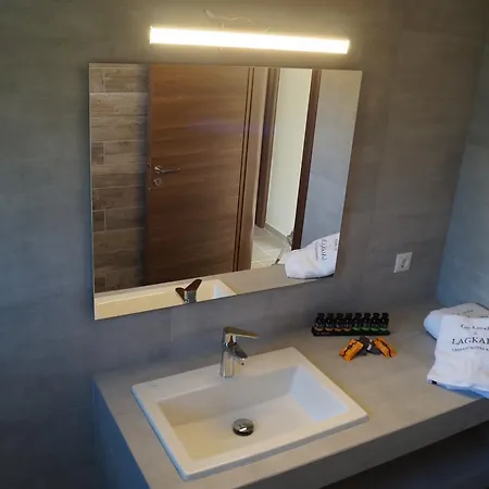 بيت للعطل Lagkada *